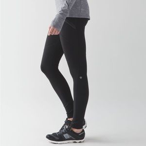 Lululemon Black Toasty Tech Tight Side Pocket Leggings Size 6
